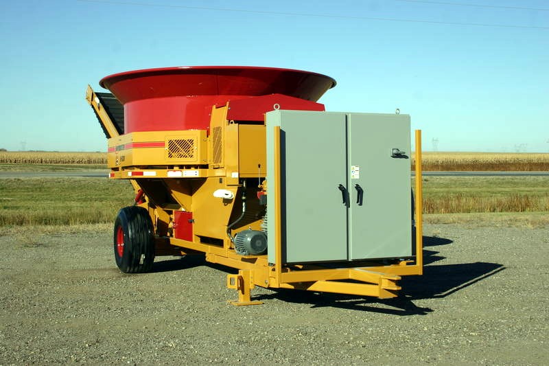 Broyeur de paille Haybuster H1135E