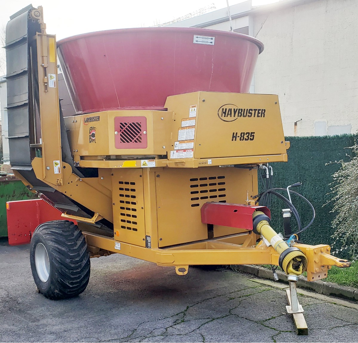 Broyeur de démonstration HAYBUSTER H835